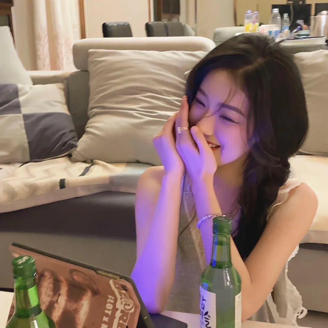 女孩的夏日秘密